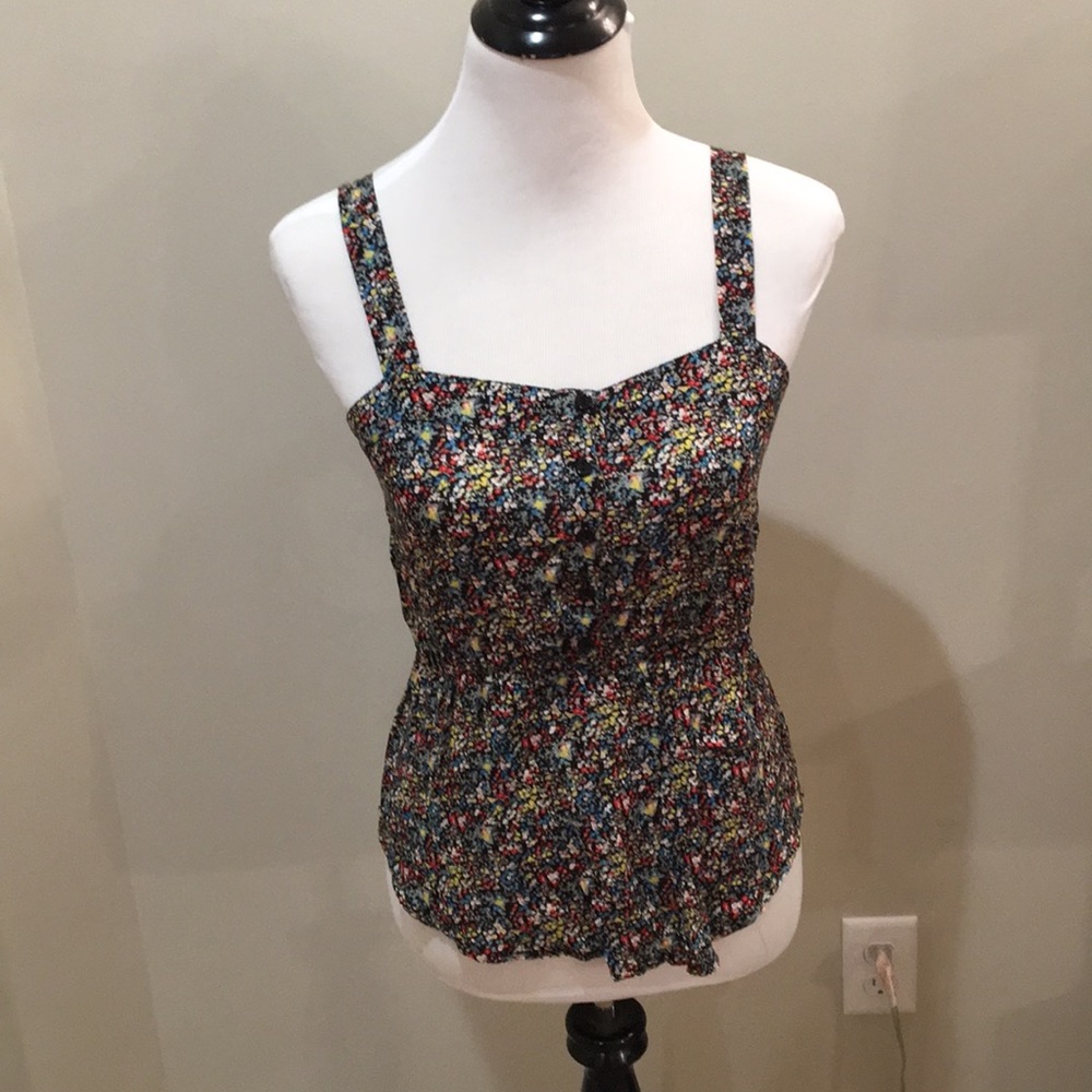 Floral patterned tanktop